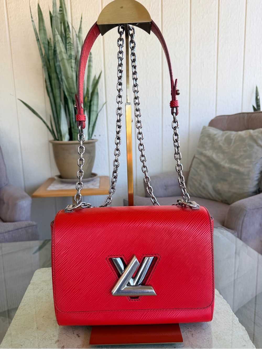 Louis Vuitton Twist EPI MM